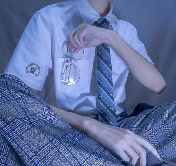 微信酷酷的冷漠男生头像