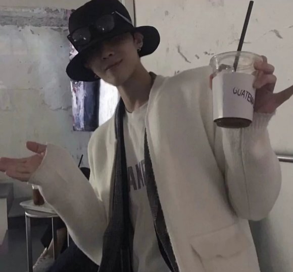 微信酷酷的冷漠男生头像