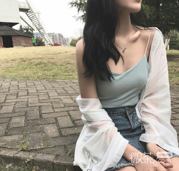 微信最潮深沉女生头像