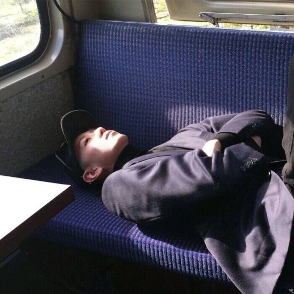 微信性感清纯男生头像