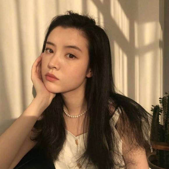 微信可爱清纯阳光女生头像