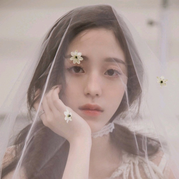 微信可爱清纯阳光女生头像