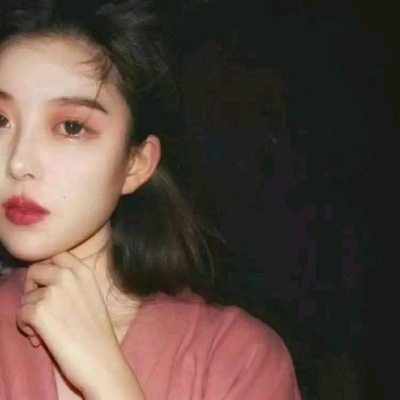 微信可爱清纯阳光女生头像