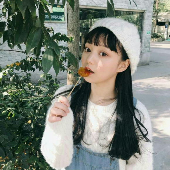 微信可爱清纯阳光女生头像