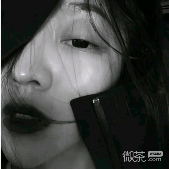 微信最潮黑白女生头像