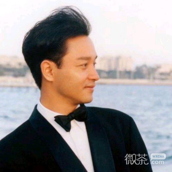 最潮洒脱阳光微信男生头像