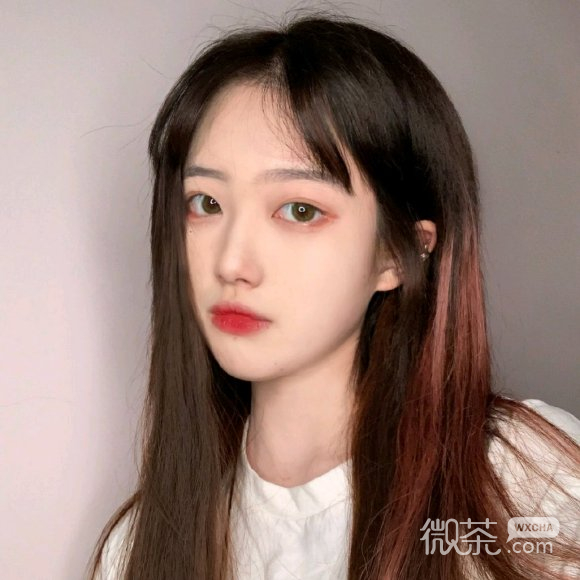 微信酷酷的阳光御姐女生头像