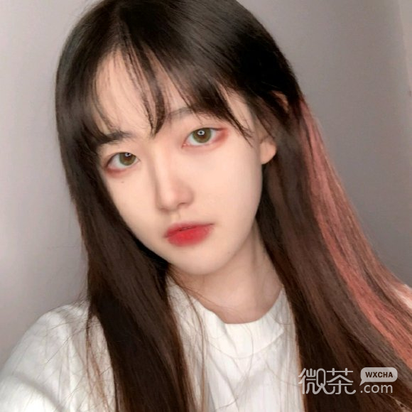 微信酷酷的阳光御姐女生头像