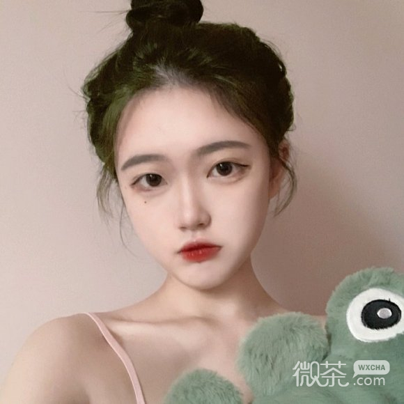 微信酷酷的阳光御姐女生头像
