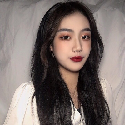 高冷好看的微信气质女生头像