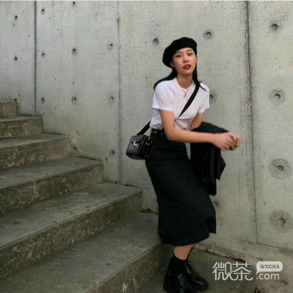 最潮复古时尚朋友圈配图