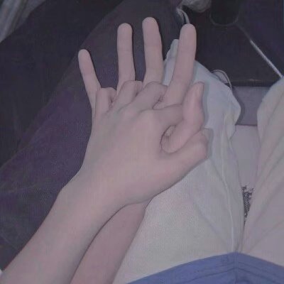 手控专用的微信真人情侣头像合集