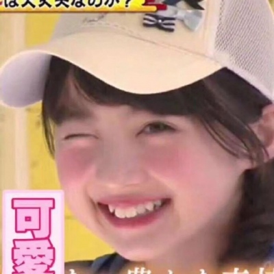 搞笑沙雕的微信逗比女生头像