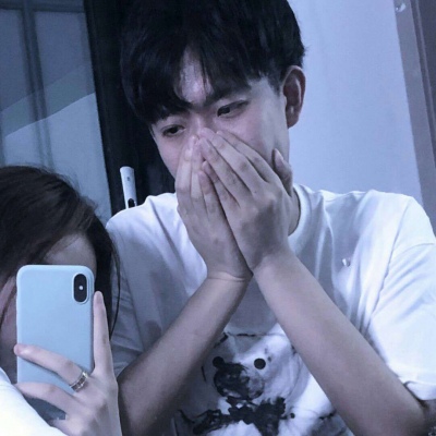 甜蜜恩爱的微信最新情侣头像