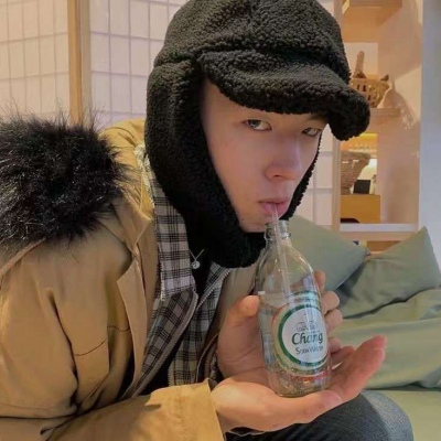 霸气酷炫的微信时尚男生头像