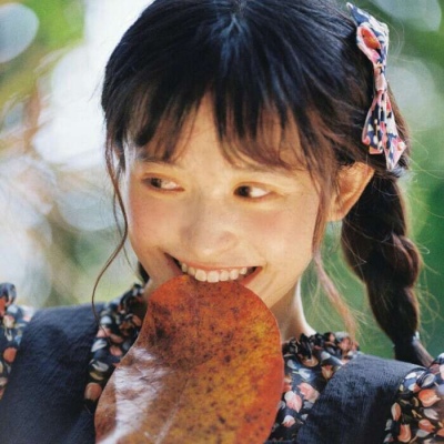 文艺知性的微信小清新女生头像