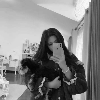 霸气好看的微信黑白女生头像