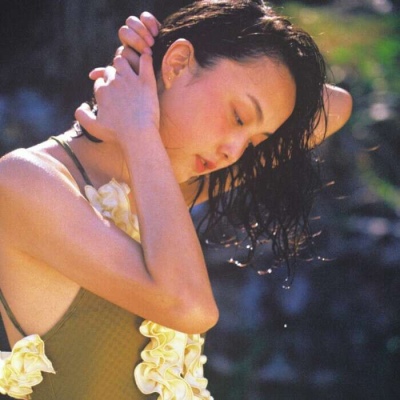 文艺知性的微信小清新女生头像