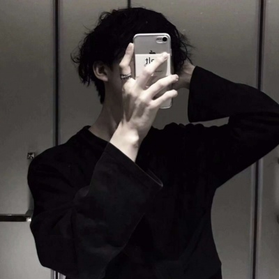 帅气遮脸的微信高颜男生头像