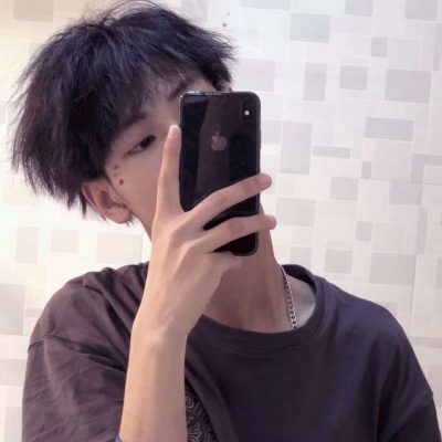 帅气遮脸的微信高颜男生头像