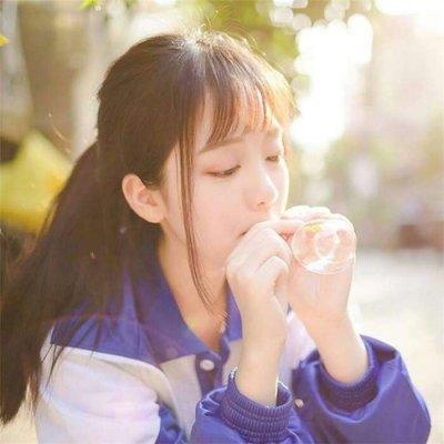 唯美意境的微信清新小女生头像