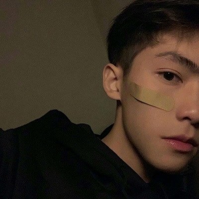 好看小清新的微信真人男生头像