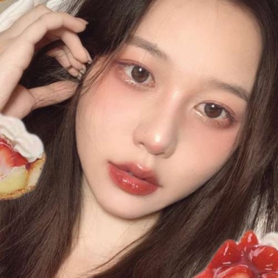 帅气原宿风的微信个性女生头像