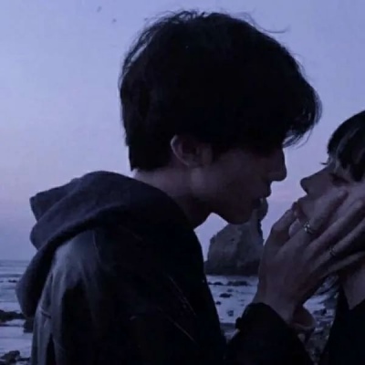 唯美复古港风的微信情侣头像