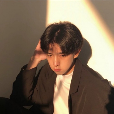 好看小清新的微信真人男生头像