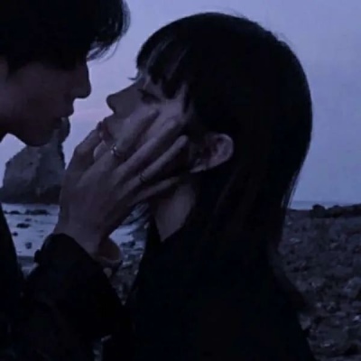 唯美复古港风的微信情侣头像