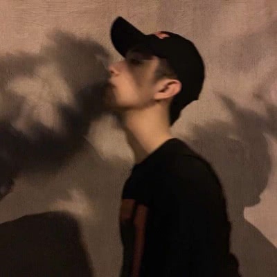 搞笑沙雕风格的微信男生头像