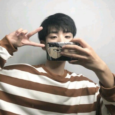 好看小清新的微信真人男生头像