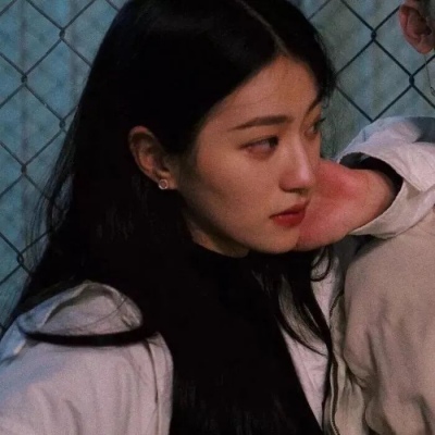 唯美复古港风的微信情侣头像