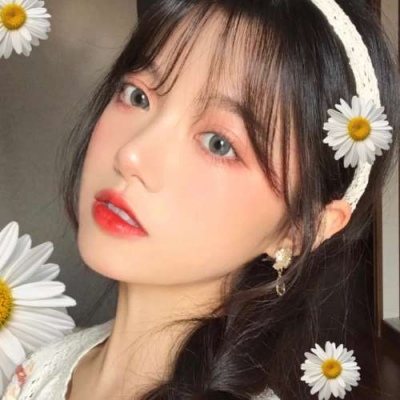 帅气原宿风的微信个性女生头像
