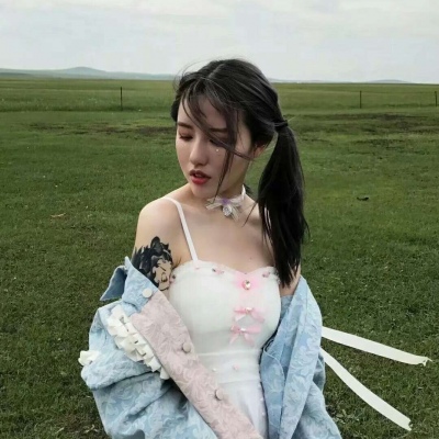 四人一组的微信个性闺蜜女生头像