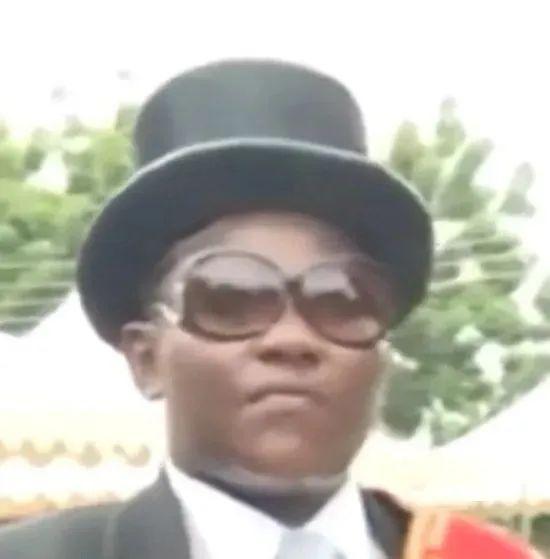 微信逗比六人黑人抬棺搞笑头像