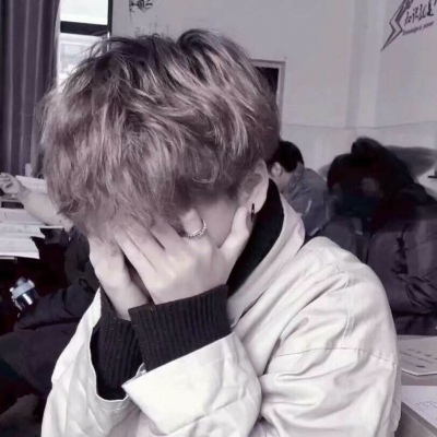 文艺帅气的微信小清新男生头像