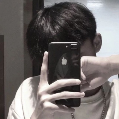 文艺帅气的微信小清新男生头像