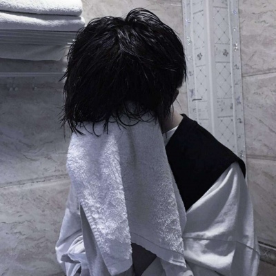 文艺帅气的微信小清新男生头像