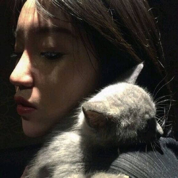 长发小清新文艺最潮微信女生头像