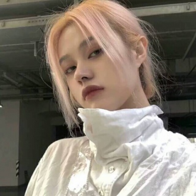 狂拽酷炫的微信非主流女生头像