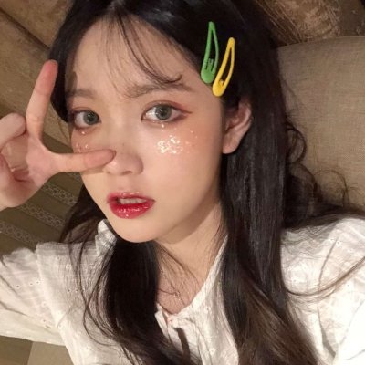 优质好看的微信小清新女生图片