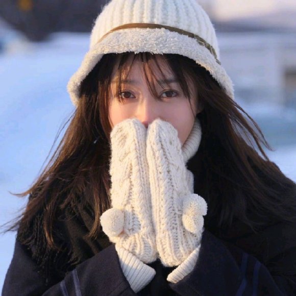 成熟冷酷搞怪微信女生头像