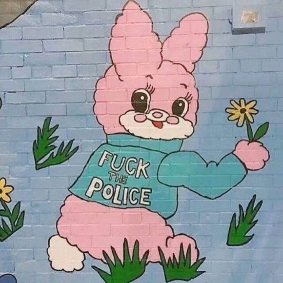 成熟冷酷搞怪微信女生头像