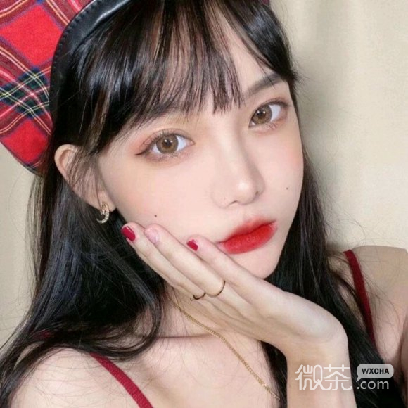 好看小清新气质最潮微信快手网红女生头像