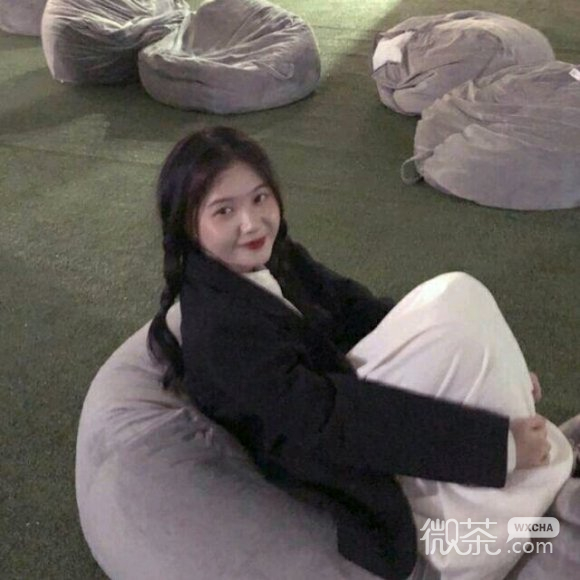 微信冷色清纯酷酷的最潮女生头像