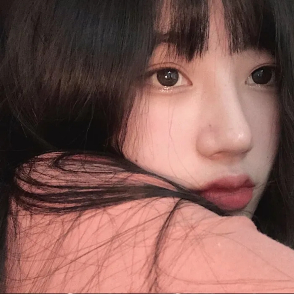 成熟长发最潮时尚微信女生头像