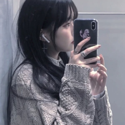 可爱卖萌的微信好看小姐姐头像