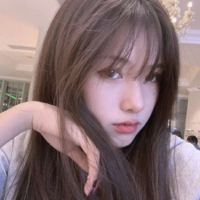 可爱卖萌的微信好看小姐姐头像