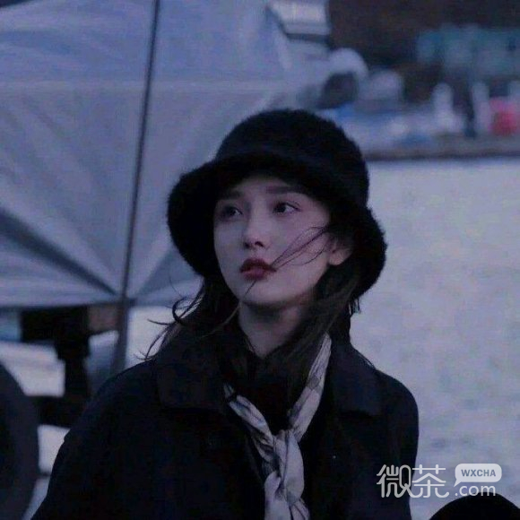 微信酷酷的气质阳光女生头像